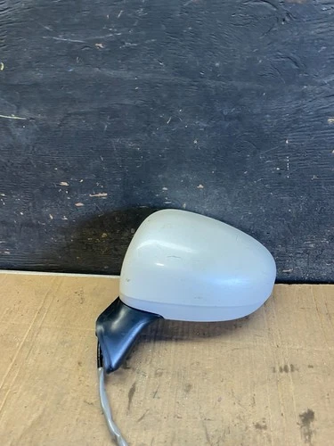 2010 to 2015 Toyota Prius Left Driver LH Side View Door Mirror T6470 DG