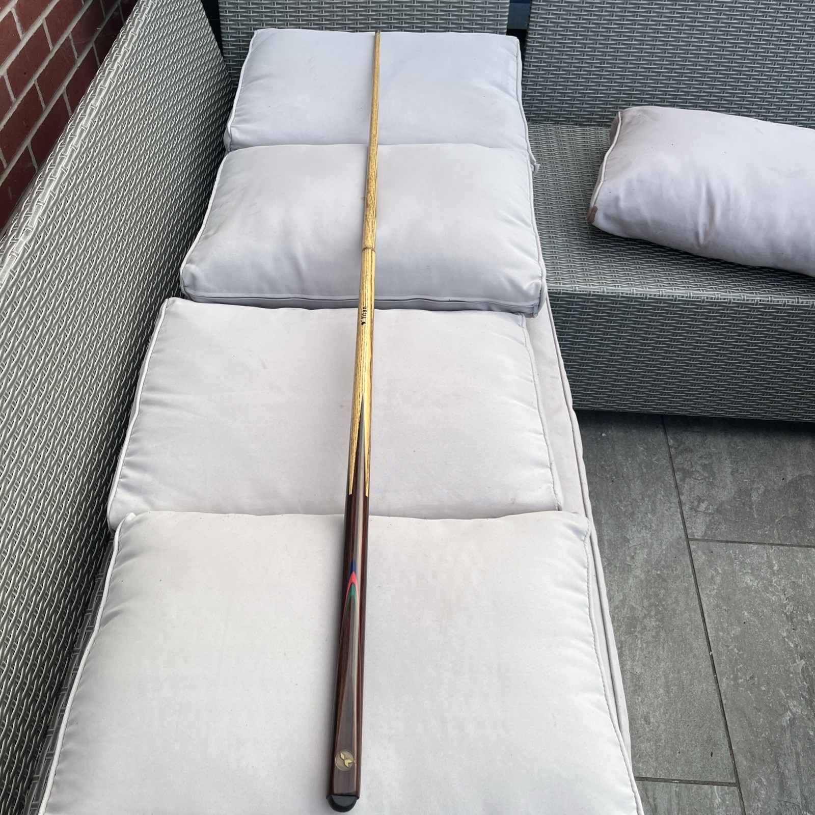  Titan Snooker Cue, 2 piece cue