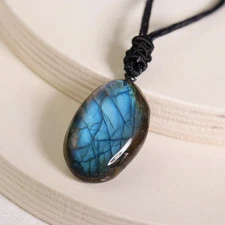 Natural Labradorite Stone Pendant Healing Crystal Amulet Women Men Necklace Gift