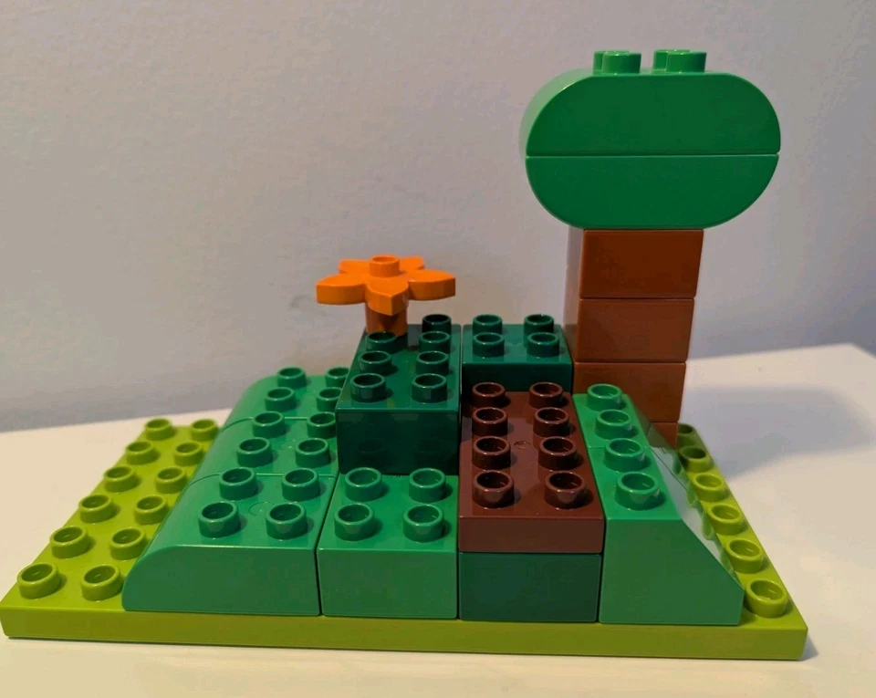 DUPLO Off Roading 4 Wheeler - Image 4 of 4