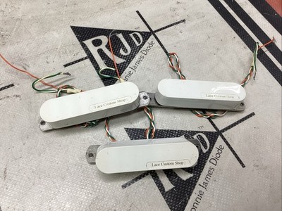 90 s Fender Lace Sensor Custom Shop Stratocaster Gold White Pickup Set