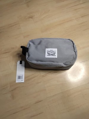 Levi Strauss & Co. Travel Bag Toiletry Dobb NWT Gray / Black Pocket Outside.