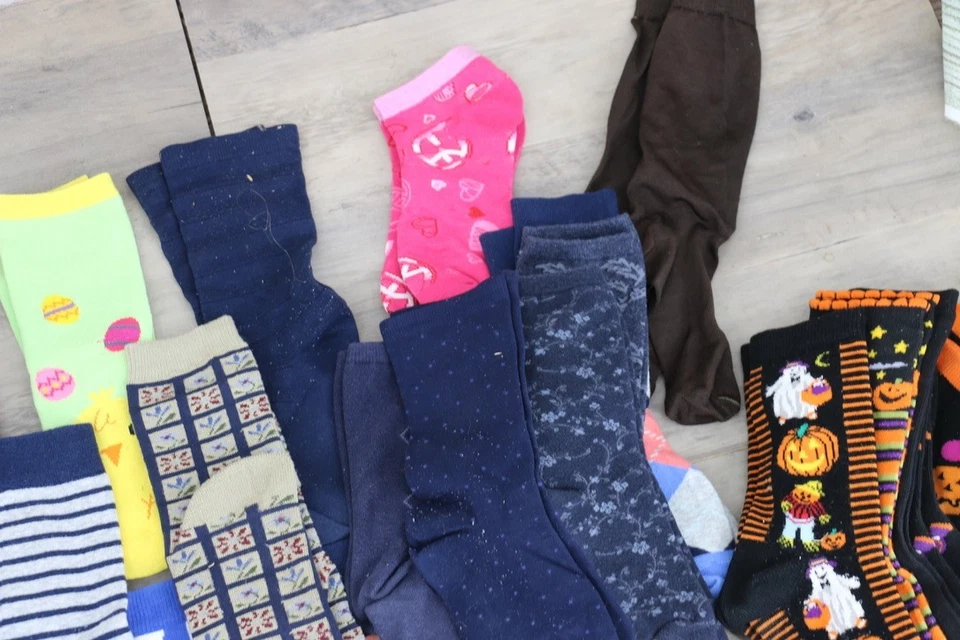 老式女式 6-8 码假日日常袜子万圣节圣诞套装 — 第 3/4 张图片