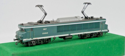 T A B Locomotive Electrique . CC 6547 SNCF - HO . | UK