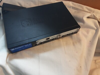 Juniper Networks SSG-20-SB 5 Port Firewall/VPN Sicherheits-Appliance . Ref: CD_18 