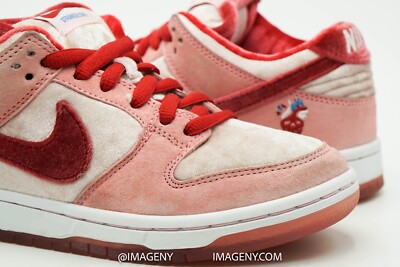 NIKE DUNK SB LOW USED SIZE 4.5 STRANGE LOVE BRIGHT MELON GYM NIKE DUNK SB LOW USED SIZE 4.5 STRANGE LOVE BRIGHT MELON GYM