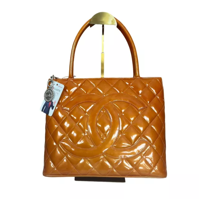 Chanel CC Tangerine Metallic Orange Patent Hombre Medallion Trapezoid Purse
