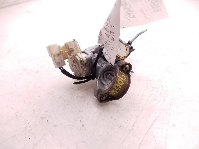 01 02 03 04 05 TOYOTA RAV 4 INTERRUPTOR DE ENCENDIDO CON LLAVE Foto 3 de 4