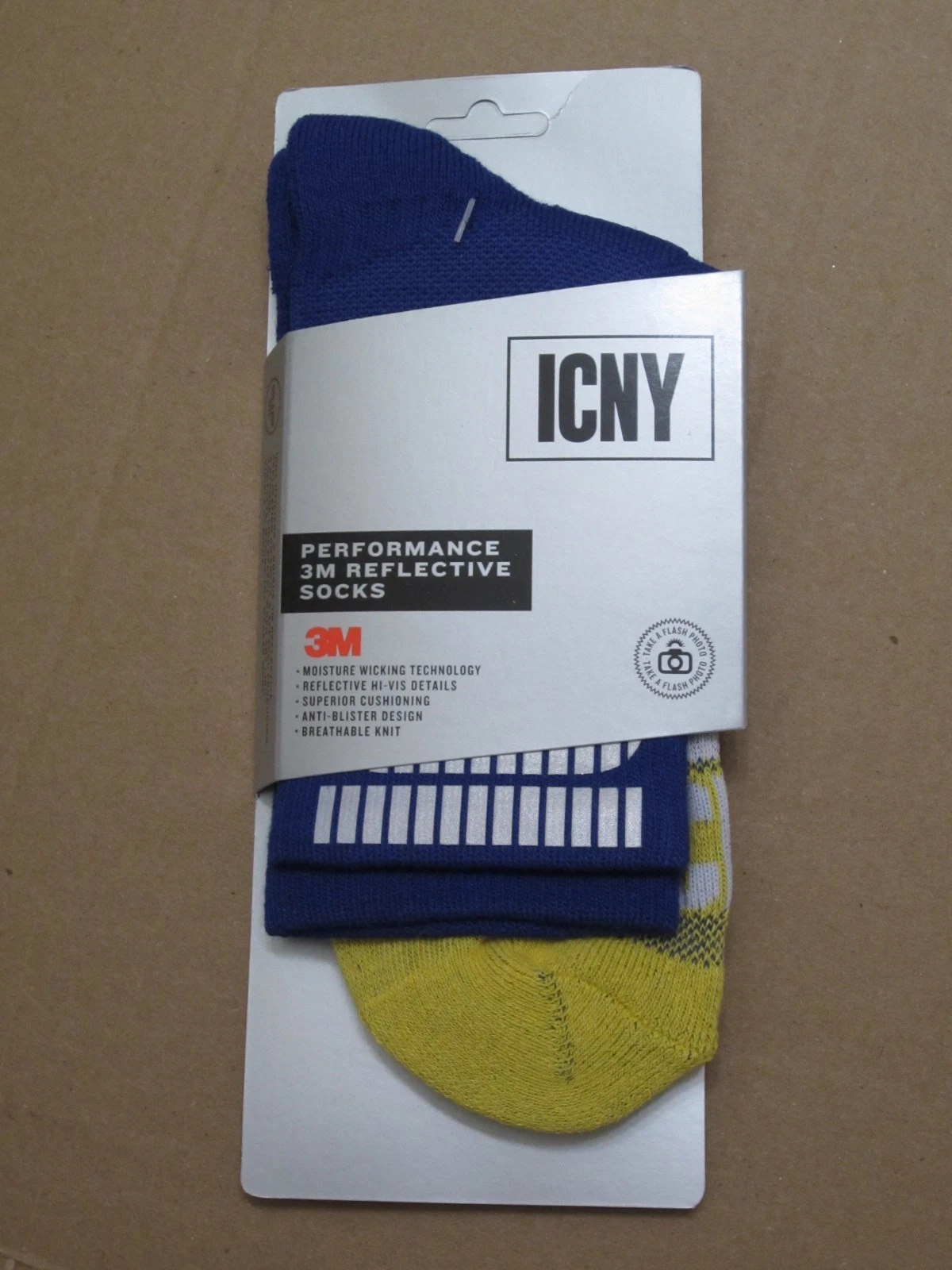 ICNY Sport Performance 3M Reflective Basic Ankle Sock Royal Blue Size 8-13 NEW!