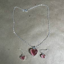 Vtg Avon Pink Heart Silver Chain Necklace And Matching Earrings Kids Size