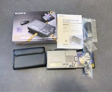 SONY MZ-B3 portable MD recorder with original box and manual. MD Walkman