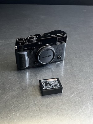 Fujifilm X-Pro2 Mirrorless Digital Camera Black UK