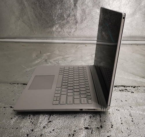 Microsoft Surface Book 13.5" Intel Core i5-6300U 8GB RAM 256GB - Picture 6 of 17