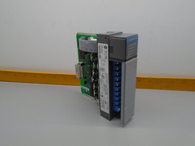 2008 mfg Allen Bradley 1746-OBP16 /C   SLC 500 DC 1 amp Protected Output   N169B