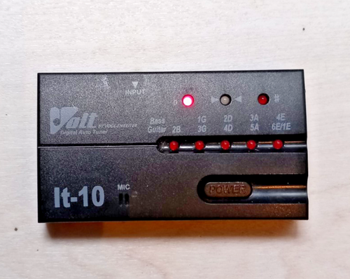 Volt by VOGGENREITER Digital Auto Tuner IT-10 Guitar or Bass - Picture 2 of 4
