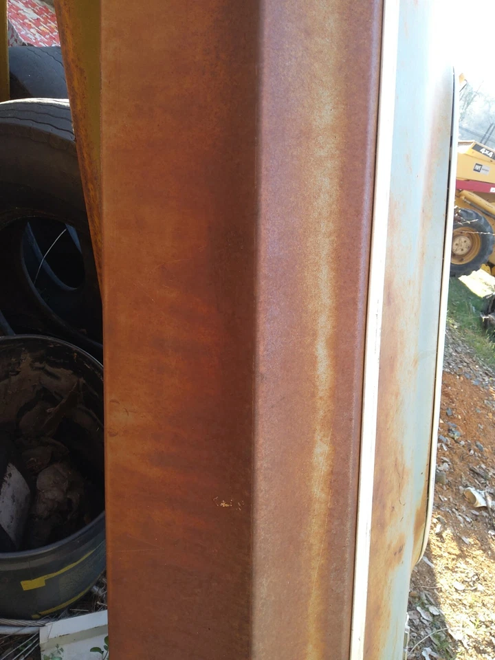 Oldsmobile Cutlass F85 1964 guardabarros Foto 4 de 4