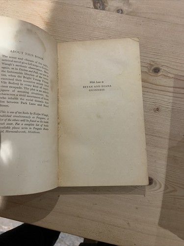 VILE BODIES - Evelyn Waugh PENGUIN PAPERBACK BOOK No 136 Date Page Removed - Picture 5 of 5