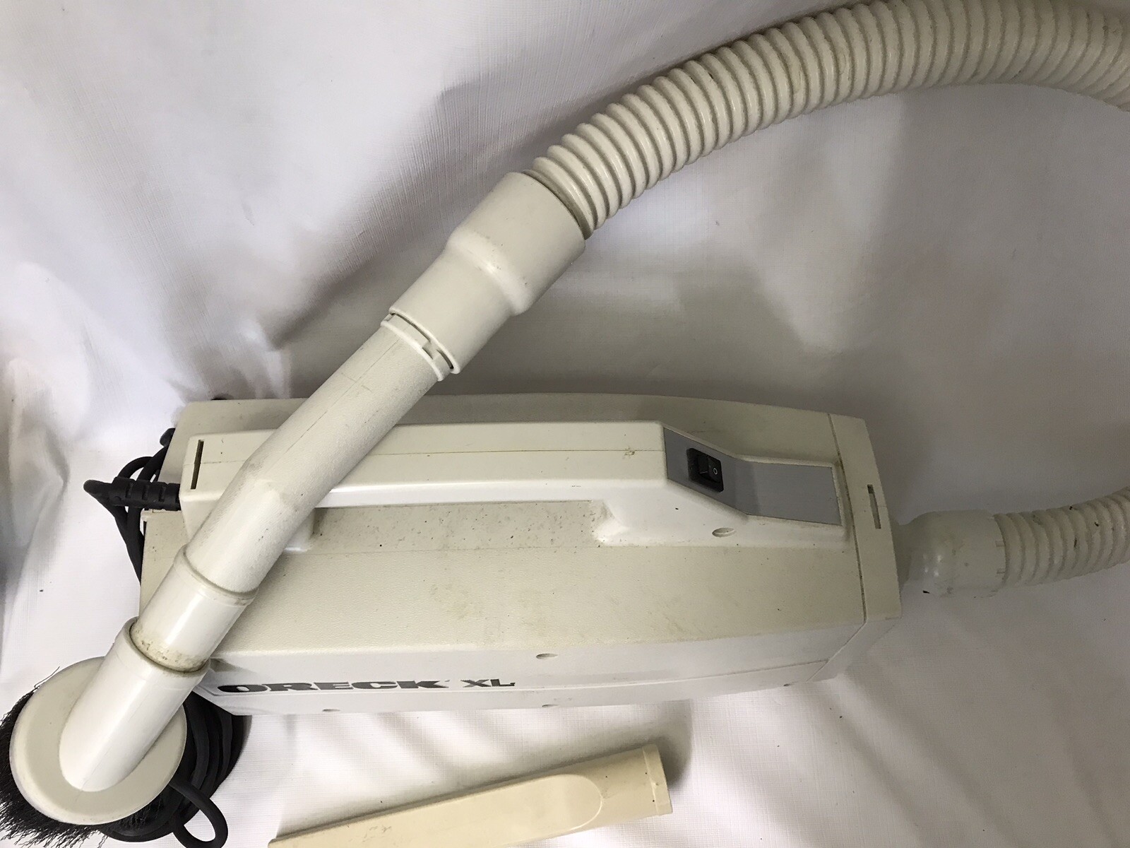 Oreck XL BB280D Compact Handheld Canister Vacuum w/attachments eBay