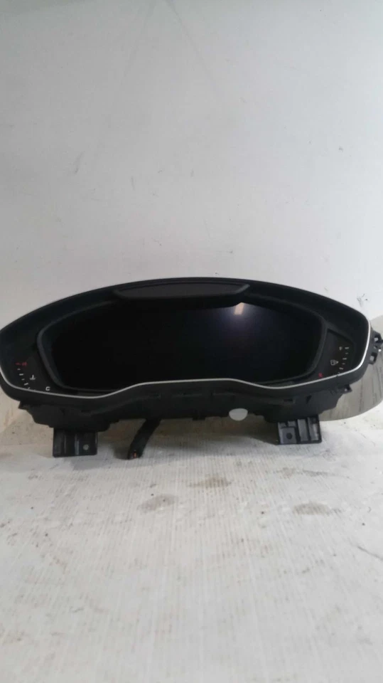 2018 AUDI Q5 Speedometer Gauge OEM Black 109K Miles NJ25-17479-438595 - Изображение 2 из 4