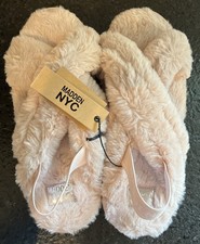 Steve Madden NYC Womens 11 Pink Fuzzy Slippers Comfort Foam Insoles NEW/TAGS