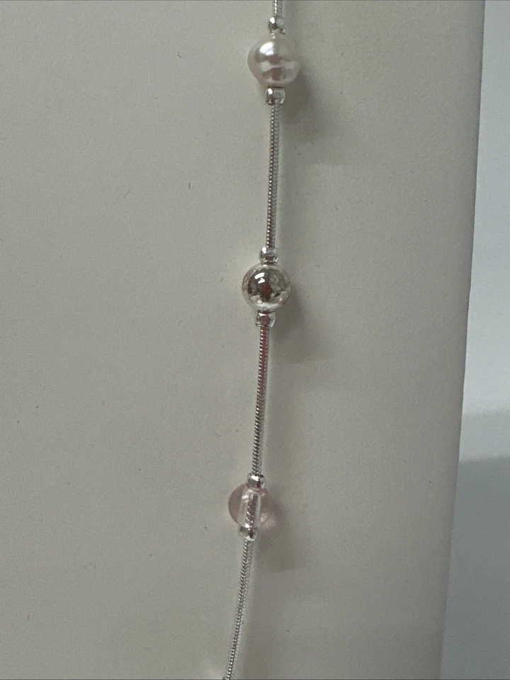 VTG 28" Premier Designs Silver chain With White And Grey Faux Pearls Necklace - Image 3 of 4