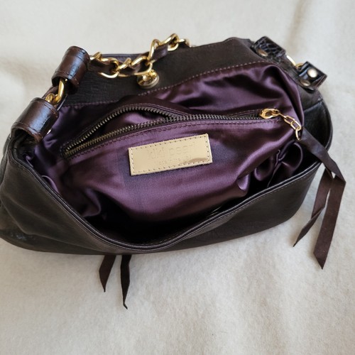 Borsa a mano Kiki in pelle marrone perla borchie tono oro USA - Foto 10 di 15