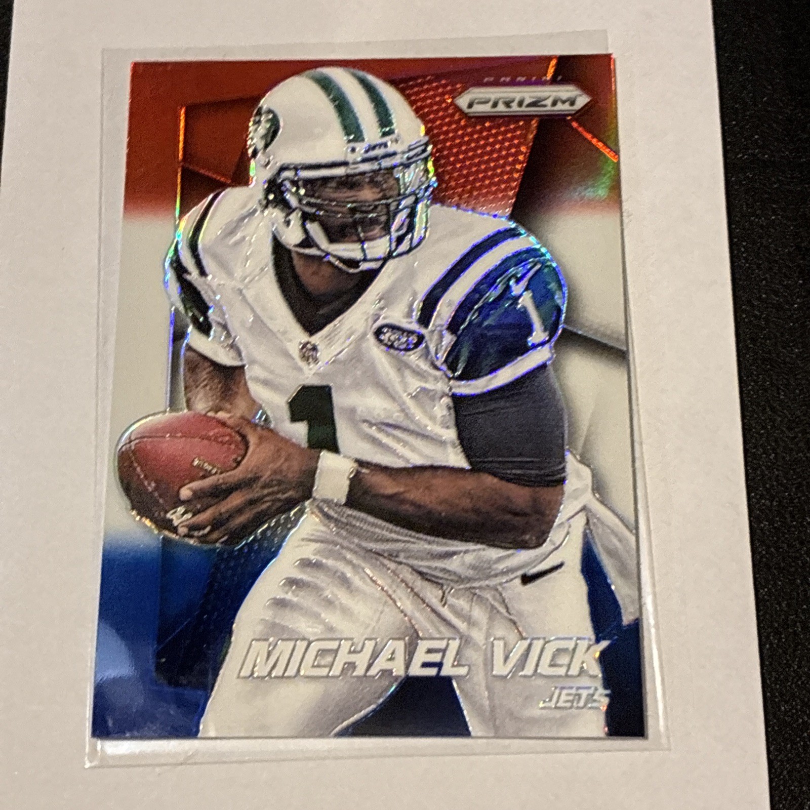2014 PANINI PRIZM FOOTBALL RED WHITE BLUE RWB REFRACTOR~ MICHAEL VICK #176