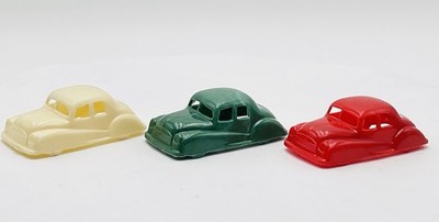 Lot 3 Mini Pyro Plastics or Allied Plastic Red Green White #2, 7, 4 Retro Car