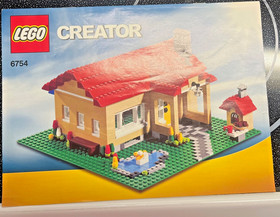 LEGO Creator Family Home 3-in-1 MPN 6754 Pre-Owned