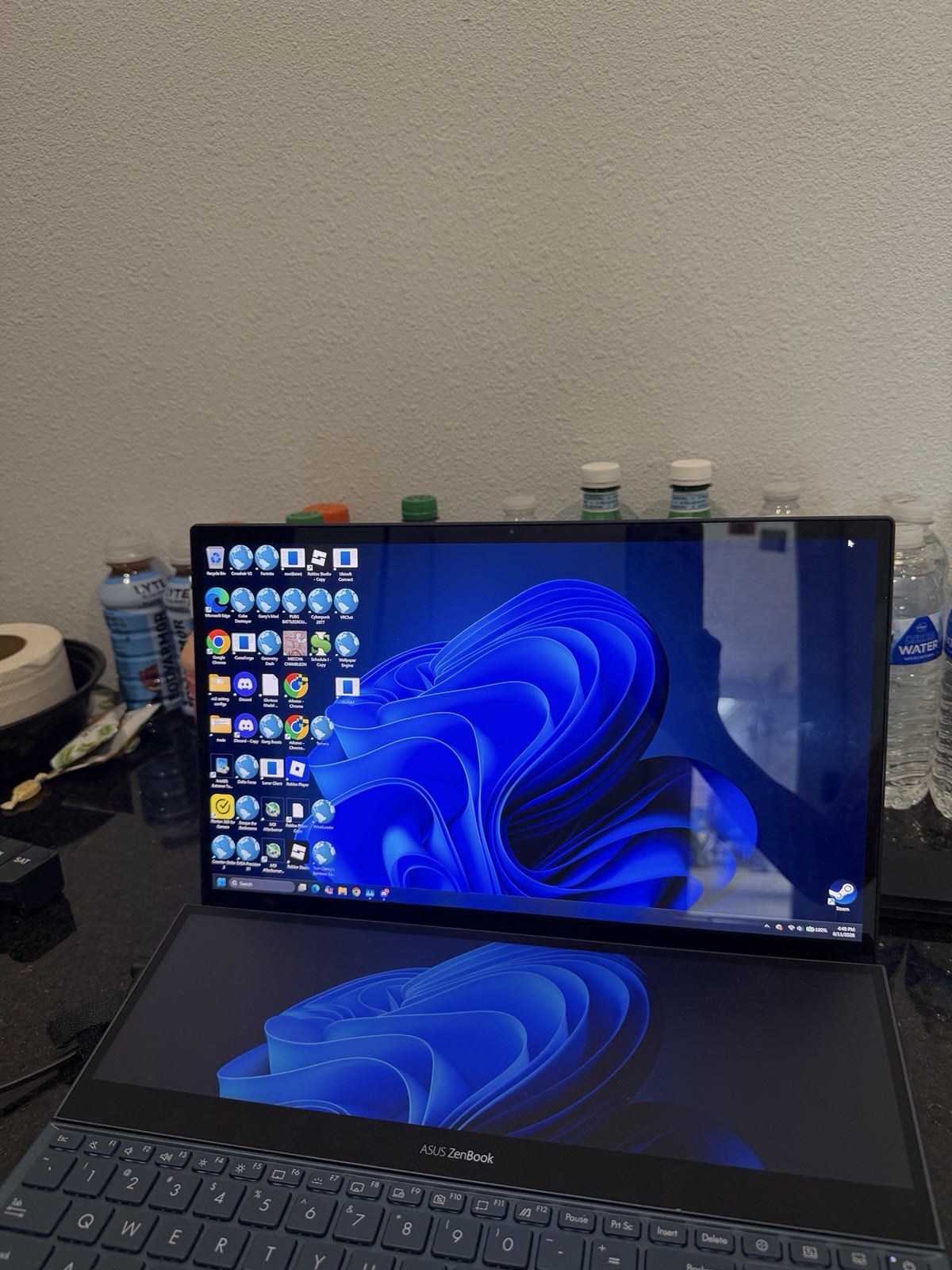 ASUS ZenBook Pro Duo, 15.6-Inch Laptop, with Intel Core i7 10th Gen.