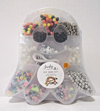 Jewelry Made by Me Halloween Themed Ghost DIY Bead Box Over 2000 Pieces New B60
