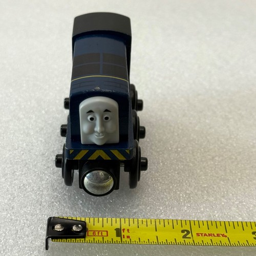 Wooden Thomas Train Engine SIDNEY Holiday Special VGUC 2013 Fisher Price - Picture 12 of 13