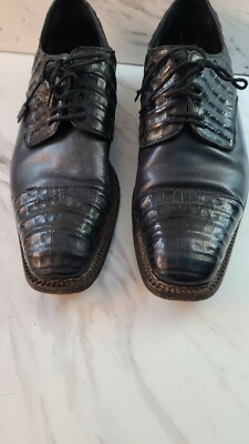 Barneys New York Black Alligator Men display picture 1