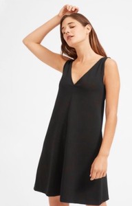 black v neck a line dress