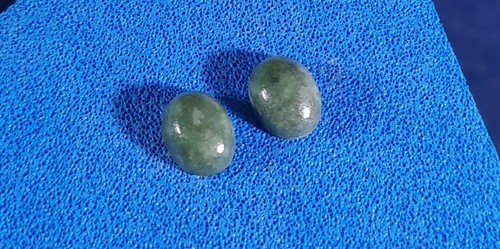 CABUJONES DE COPO DE NIEVE WYOMING NEFRITA / JADE - 6mm x 8mm - 1.25 QUILATES - Imagen 6 de 8