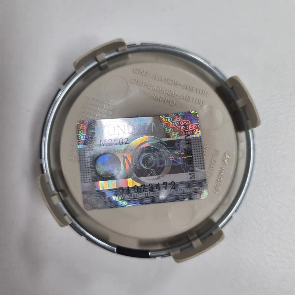 Juego de 4 tapas de rueda flotantes giratorias OEM AA529AP100 para Hyundai Veloster N Line Foto 4 de 4