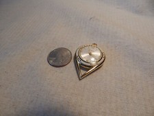 VTG 1950S 60S ENDURA PENDANT LADIES WATCH SWISS WORKS CLEAN WHITE ON GOLD TONE