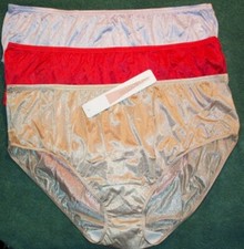 3 Pair Size 11 Assorted ShadowLine Hidden Elastic Hipster PeriFrost, Red  Nude