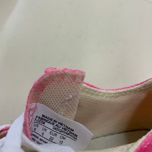 CONVERSE Chuck Taylor All Star Low Top Shoe Toddler Size US 6 Pink - Picture 8 of 9