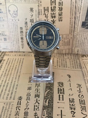 Seiko 'John Player Special' Chronograph 6138-8030 Black/Gold (1976)