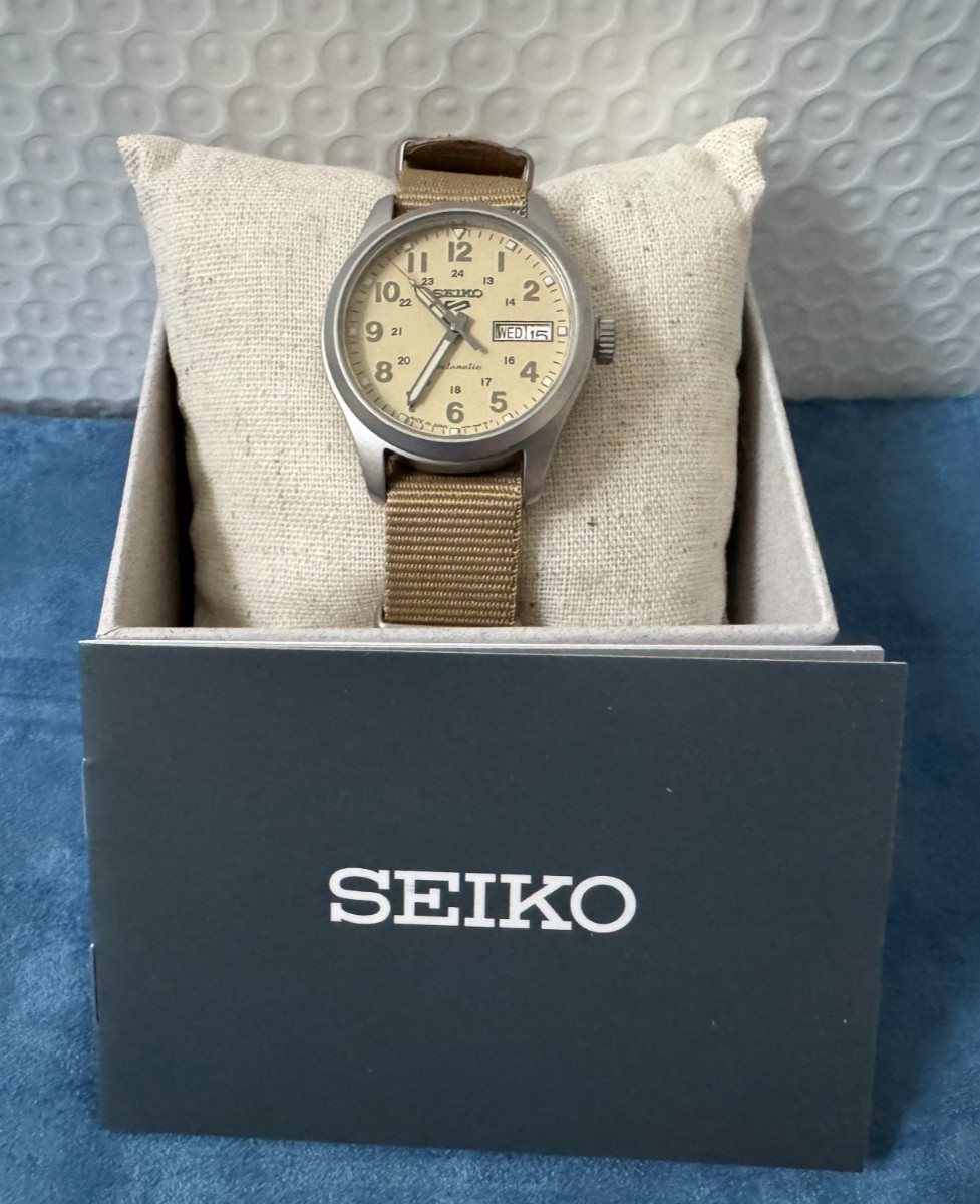 Seiko 5 Sports Collection Aviator Style Watch for Men SRPJ83