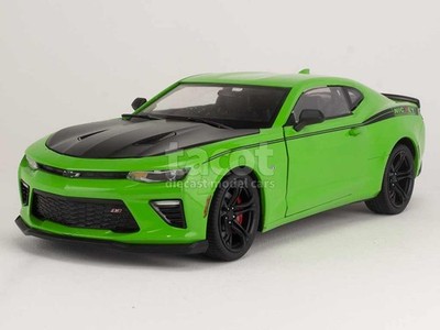 Chevrolet Camaro SS 1LE Nickey 2017 - Auto World 1/18