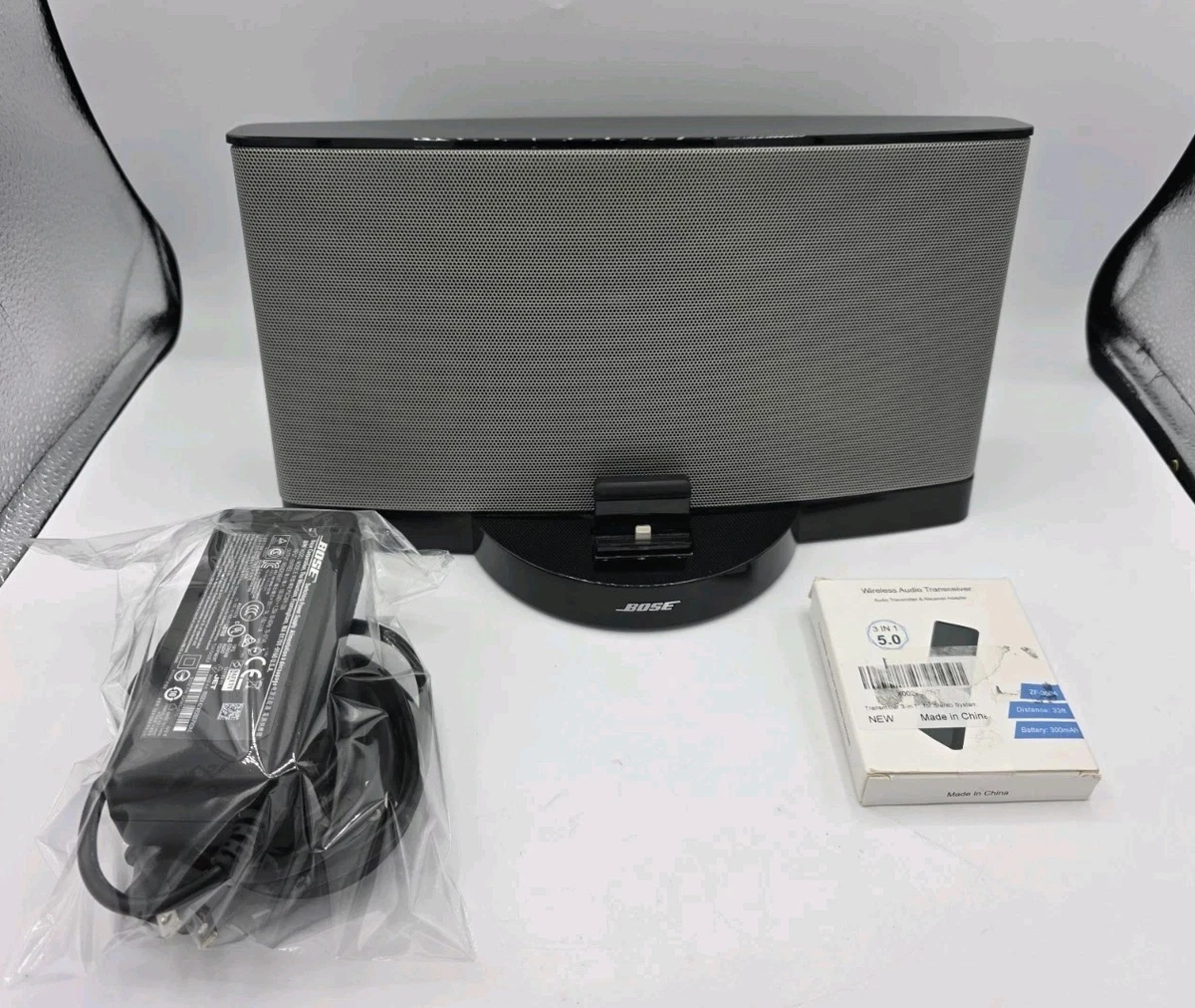 Audio Player Bose SoundDock Series III Docks & Mini Speakers for