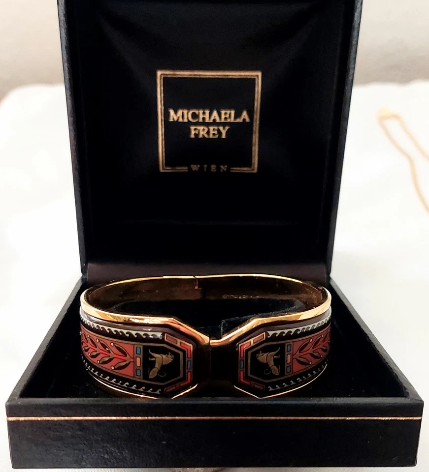 Micheala Frey/Frey Wille 24ktgp fire enameled Etrusan bangle bracelet & necklace - Image 4 of 4