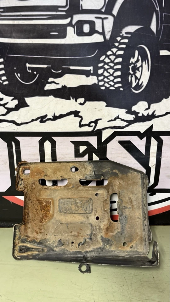 Bandeja de batería Silverado Sierra Yukon 07-13 lado derecho del pasajero OEM 15872637 Foto 3 de 4