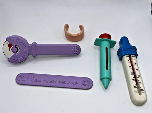 Cabbage Patch Kids Babyland Check-Up Center Vintage Accessories