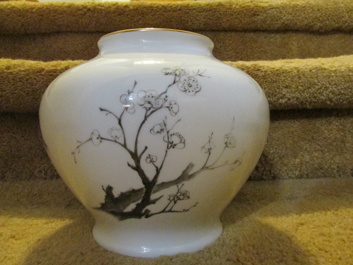 Okura In Collectible Japanese Vases & Jars (1900-Now) for sale | eBay