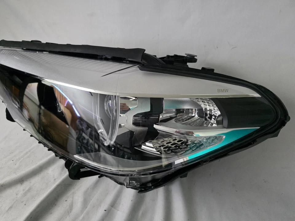 🚗🚗 BMW 5 Series G30, G31 LED Headlight LEFT OEM GENUINE 8499111 - Bild 3 von 4