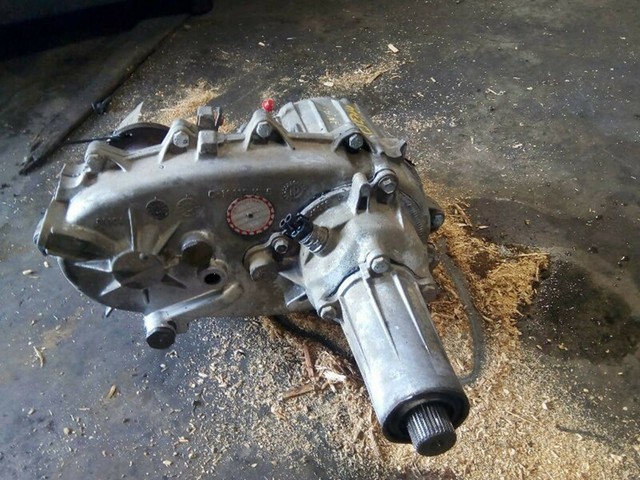 19881994 GMC 1500 2500 3500 Pickup Transfer Case Manual Transmission