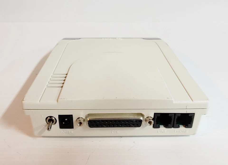 Hayes Accura 03328-A Accura External V.90 56k Faxmodem NO POWER SUPPLY - Image 2 of 3